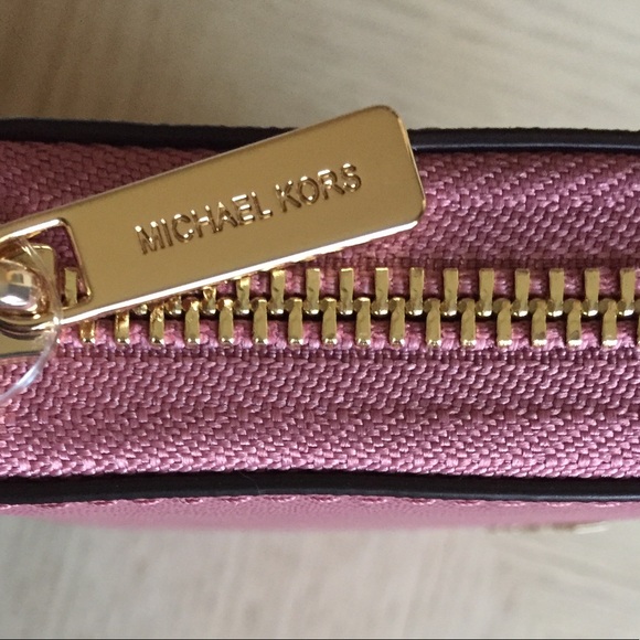 Michael Kors Jet Set Rose Leather Wallet - Picture 4 of 8